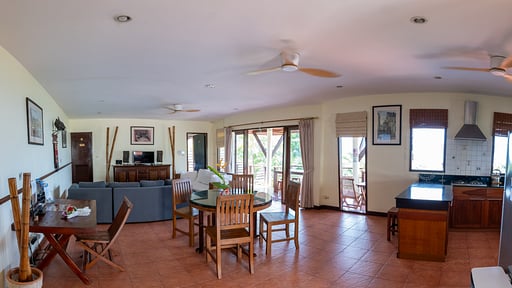 Baiyok Villa Dining area
