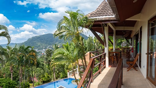 Baiyok Villa Terrace/Veranda