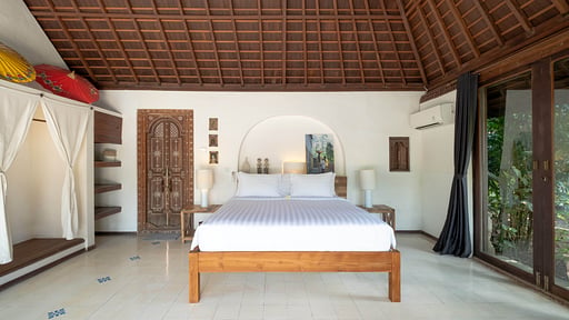 Villa Home Bedroom 3