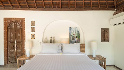 Villa Home Bedroom 3
