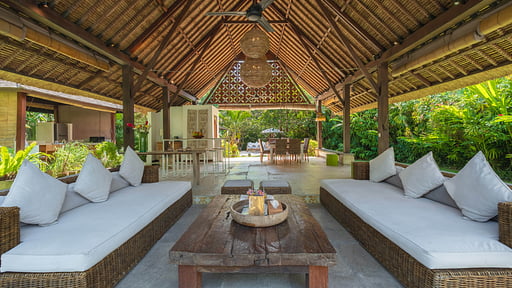 Villa Home Living room