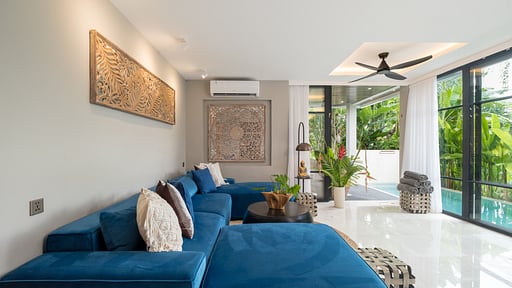 Baliris Villa V Living room 1