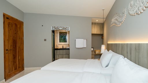 Baliris Villa V Bedroom 3