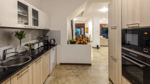 Ballarat Luxury Villa Kitchen
