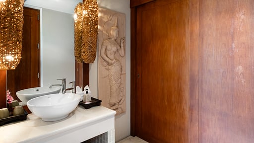 Ban Reemo Camera da letto 5