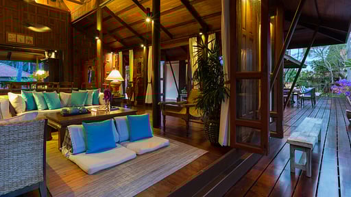 Ban Sairee Living room