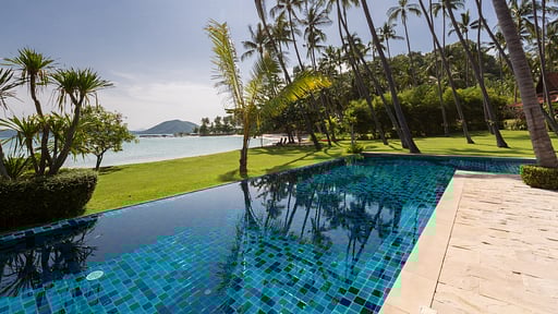 Ban Sairee Swimming pool