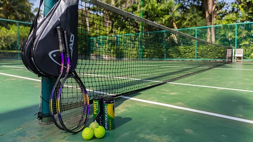 Ban Sairee Tennis court