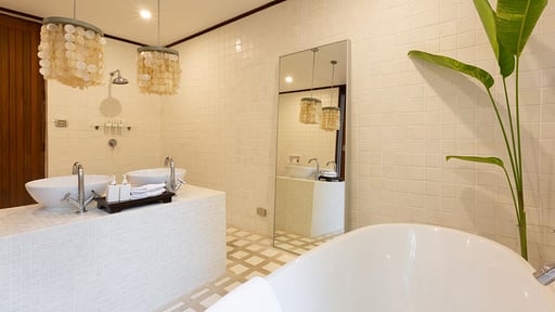 Ban Suriya Bedroom 6