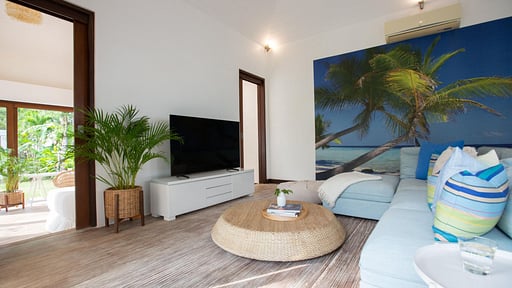 Ban Suriya Living room