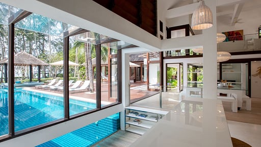 Ban Suriya Dining area