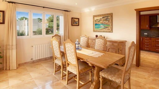 Beach Villa Arran de Mar Zona de comedor