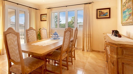 Beach Villa Arran de Mar Zona de comedor