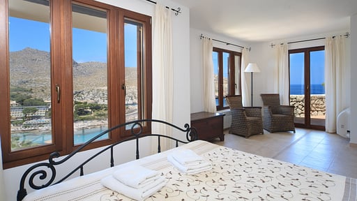 Beach Villa Cala Carbo Спальня 1