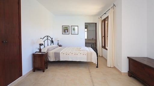 Beach Villa Cala Carbo Спальня 1