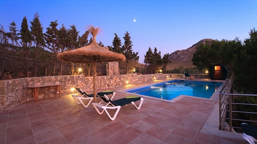 Beach Villa Cala Carbo Бассейн