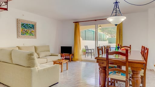 Beach Villa Can Bauza Dining area