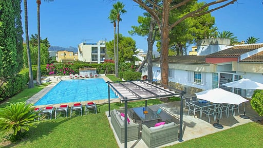 Beach Villa Can Ros Swimming pool