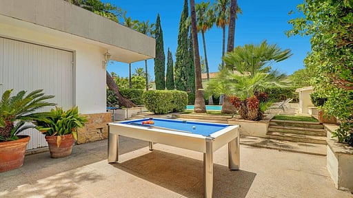 Beach Villa Can Ros Billiard