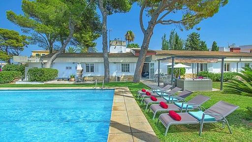 Beach Villa Can Ros Swimming pool