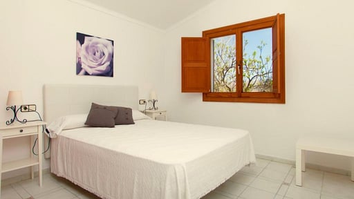 Beach Villa Can Carles Schlafzimmer 1