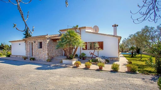 Beach Villa Can Carles Parkflächen