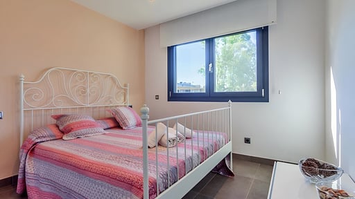 Beach Villa Cosins 1 Mel Bedroom 2