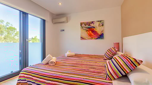 Beach Villa Cosins 1 Mel Bedroom 3