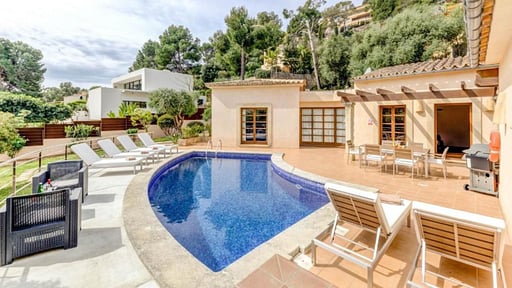 Beach Villa Margot Swimming pool