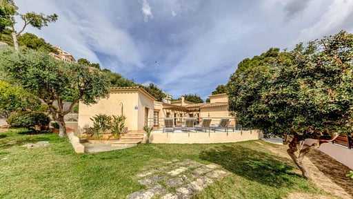 Beach Villa Margot Garden