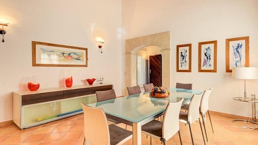 Beach Villa Margot Dining area