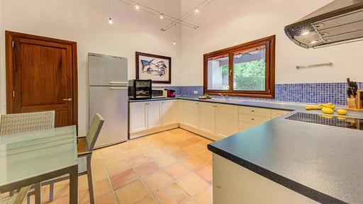 Beach Villa Margot Kitchen
