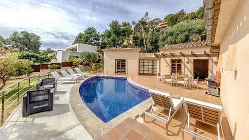 Beach Villa Margot Swimming pool