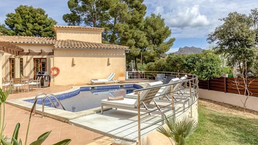 Beach Villa Margot Swimming pool