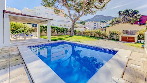 Beach Villa Pins Swimming pool