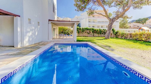 Beach Villa Pins Swimming pool