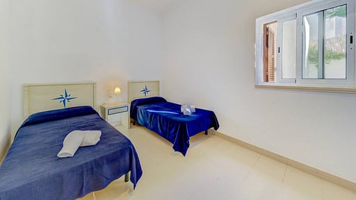 Beach Villa Pins Bedroom 2