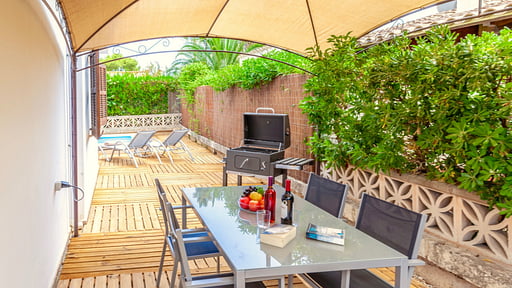 Beach Villa Ribot II Dining area