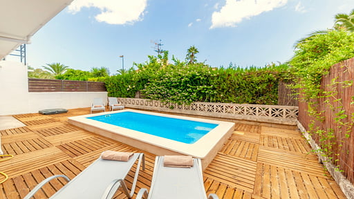 Beach Villa Ribot II Swimming pool