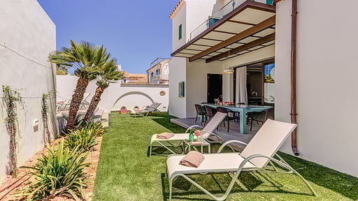 Beach Villa Silver Garden