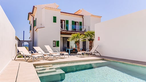 Beach Villa Silver Swimming pool