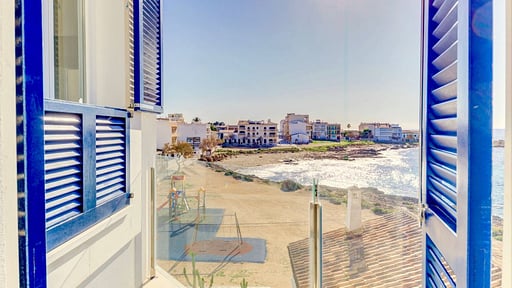 Beachfront Apartment Migjorn Cel Beach