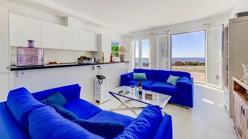 Beachfront Apartment Migjorn Playa Living room