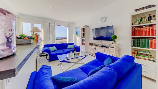 Beachfront Apartment Migjorn Playa Living room