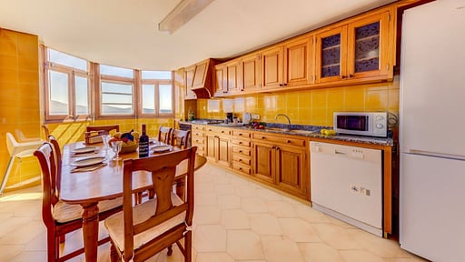 Beachfront Apartment Simar Kitchen