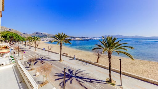 Beachfront Apartment Simar Beach