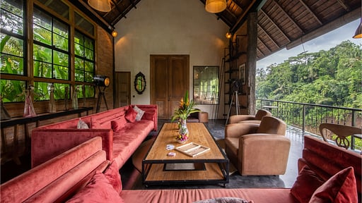 Bedulu Cliff Estate Salón