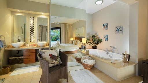 Bel Azur Villa Schlafzimmer 1