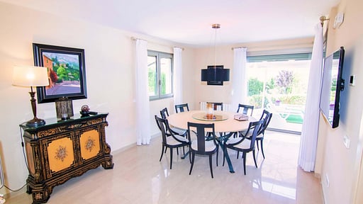 Bellviure Luxury Villa Salle à manger