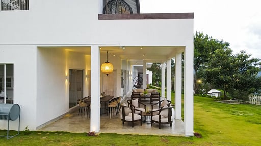Benito Bungalow Terrace/Veranda